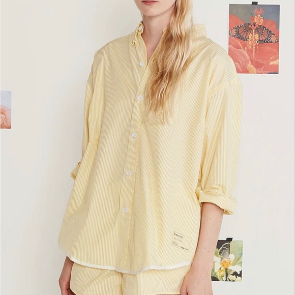 ISO Entireworld Giant shirt in small! - Picture 3 of 4